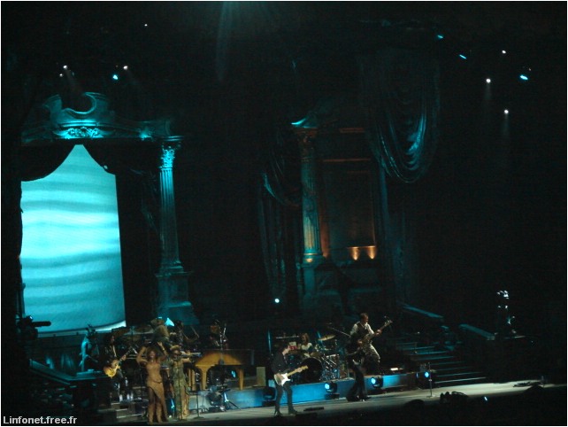 DSC03131.JPG
Johnny Hallyday : Flash Back Tour 2006