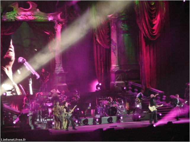 DSC03181.JPG
Johnny Hallyday : Flash Back Tour 2006