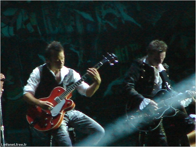 DSC03198.JPG
Johnny Hallyday : Flash Back Tour 2006