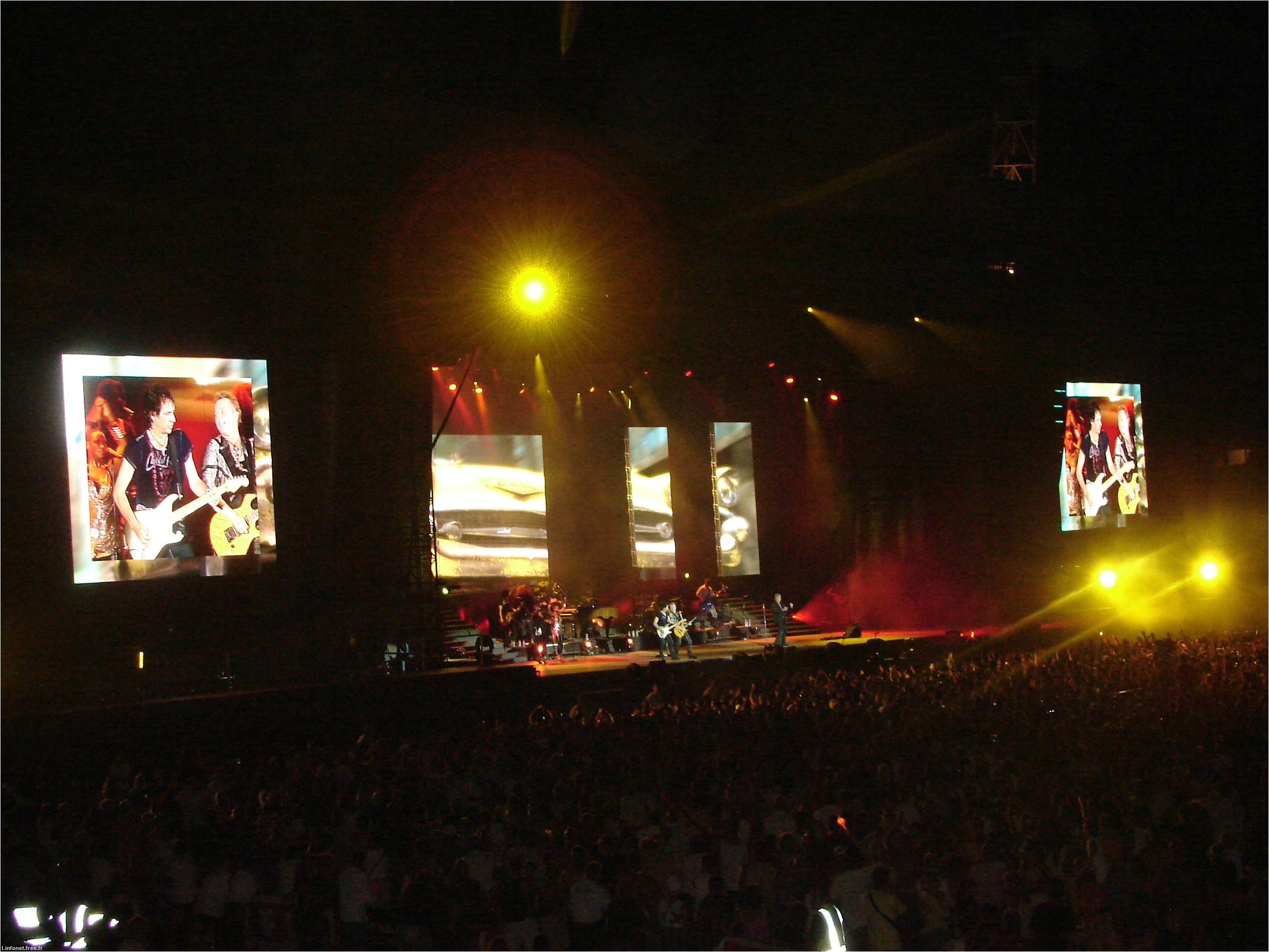 DSC03265.JPG
Johnny Hallyday : Flash Back Tour 2006